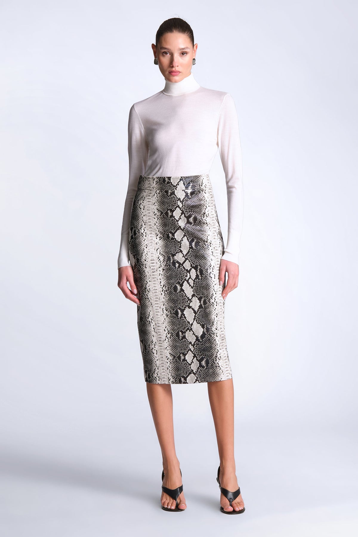 BCBGMAXAZRIA Lourdes Printed Skirt Snakeskin Black & White Print